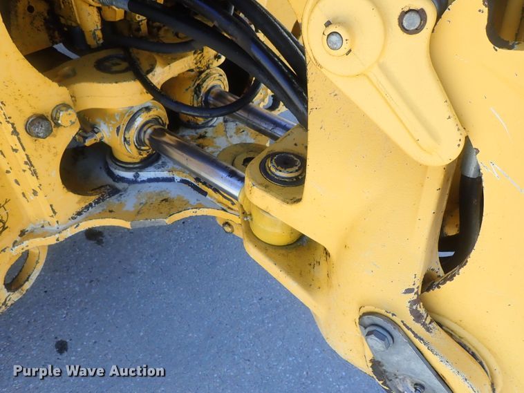 image for item DE0827 2006 John Deere 310SG  backhoe