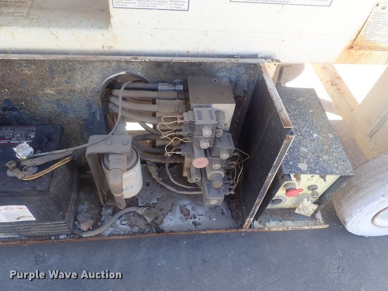 image for item DE0841 Terex TS30  scissor lift