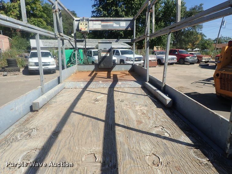 image for item DE0841 Terex TS30  scissor lift