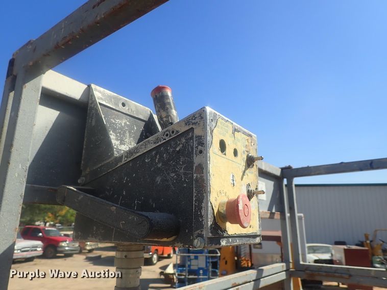 image for item DE0841 Terex TS30  scissor lift