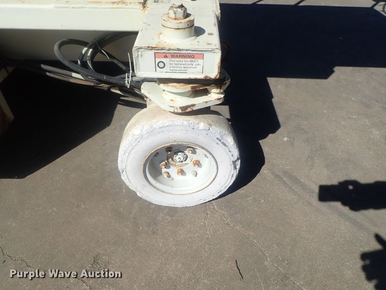 image for item DE0841 Terex TS30  scissor lift