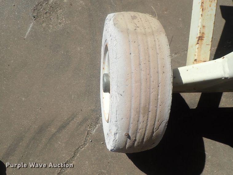 image for item DE0841 Terex TS30  scissor lift