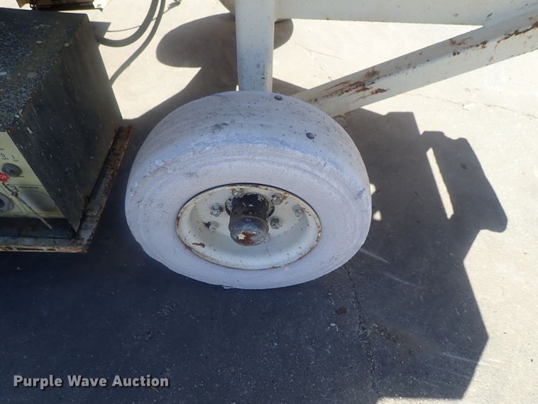 image for item DE0841 Terex TS30  scissor lift