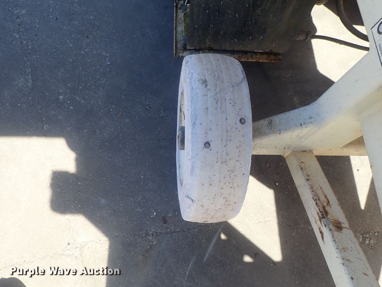 image for item DE0841 Terex TS30  scissor lift