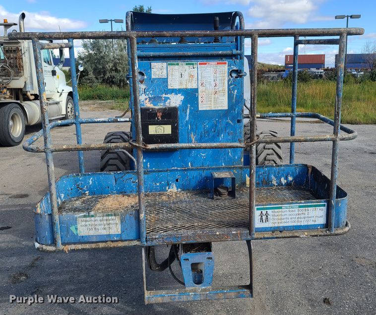image for item DE2458 2000 Genie Z-45/25  boom lift