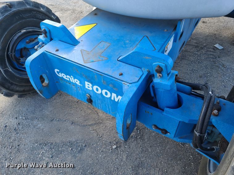 image for item DE2458 2000 Genie Z-45/25  boom lift
