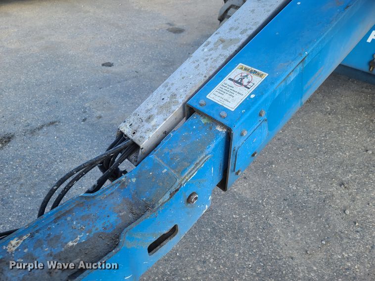 image for item DE2458 2000 Genie Z-45/25  boom lift