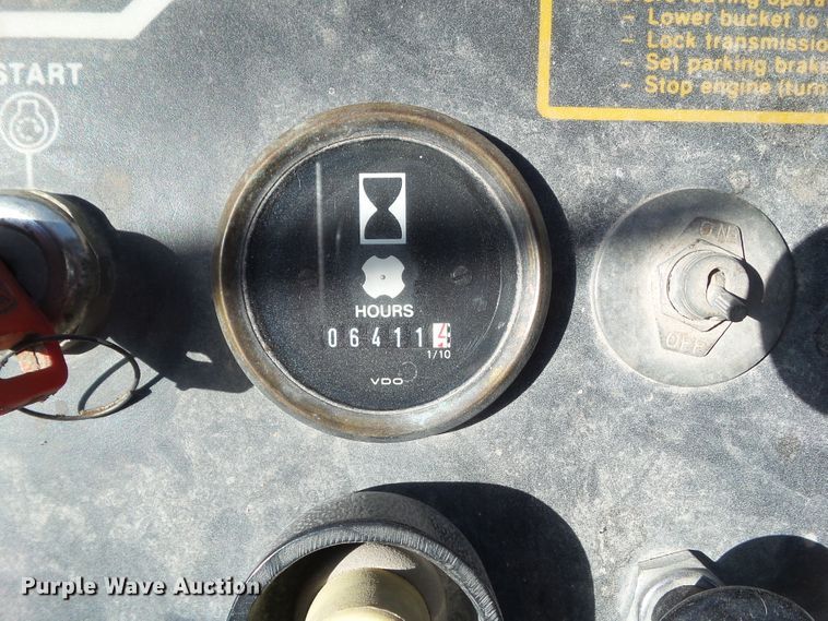 image for item DF0886 1991 John Deere 544E  wheel loader