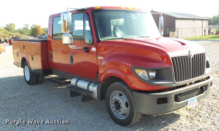 image for item DF0887 2013 International TerraStar  utility truck
