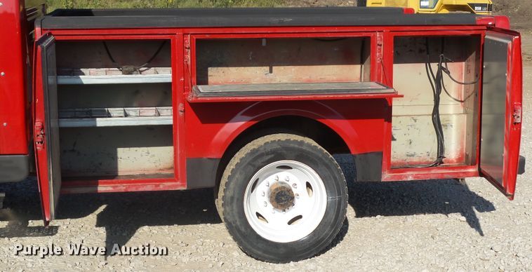 image for item DF0887 2013 International TerraStar  utility truck