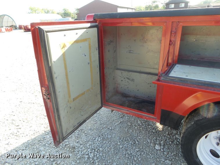 image for item DF0887 2013 International TerraStar  utility truck