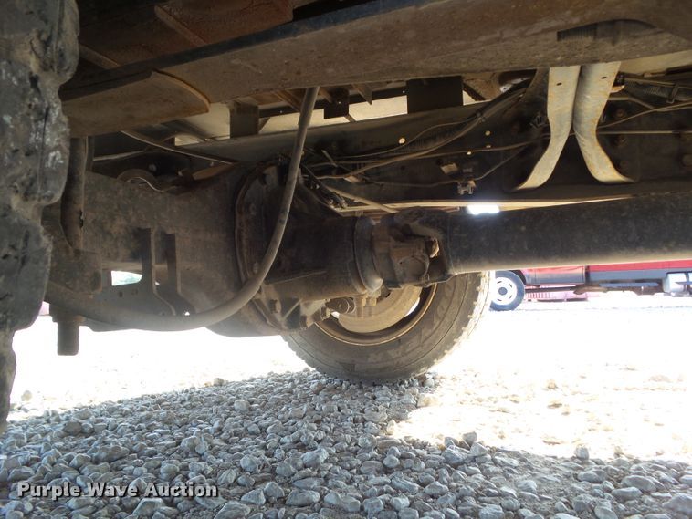 image for item DF0887 2013 International TerraStar  utility truck