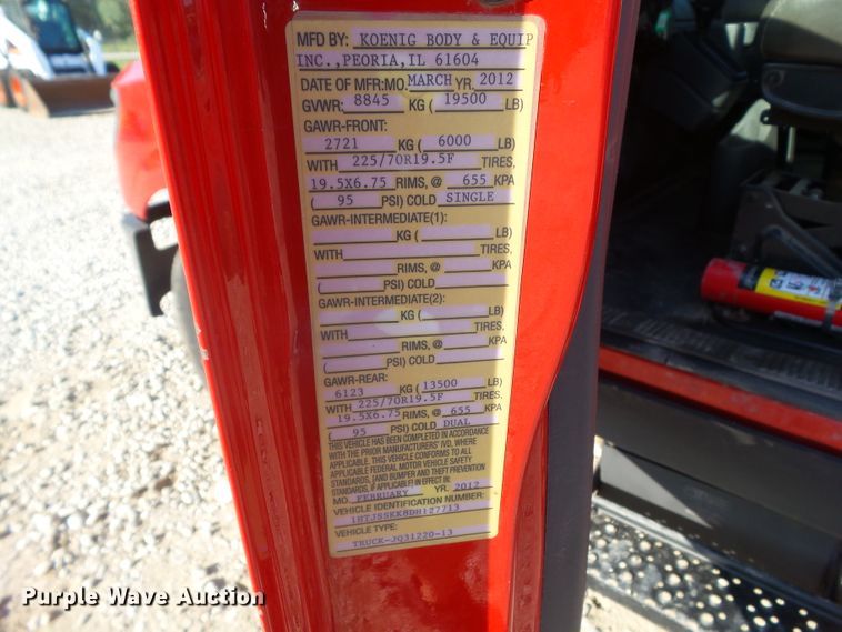 image for item DF0887 2013 International TerraStar  utility truck