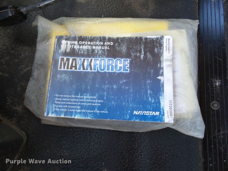 image for item DF0888 2013 International TerraStar  utility truck