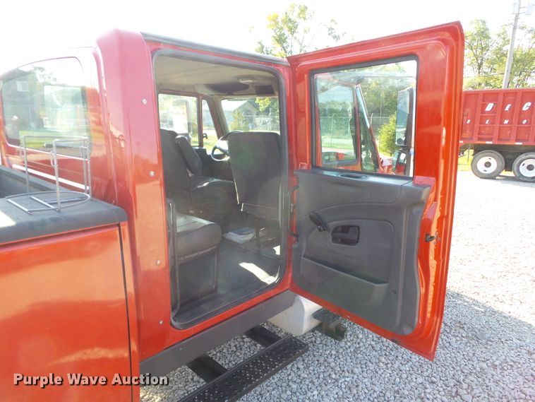 image for item DF0888 2013 International TerraStar  utility truck