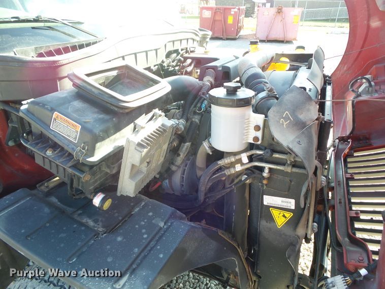 image for item DF0888 2013 International TerraStar  utility truck