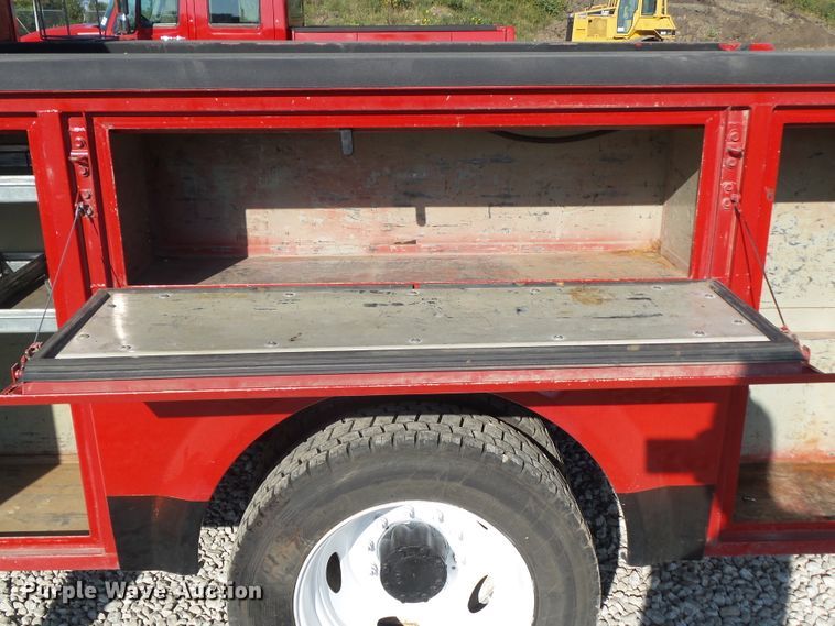 image for item DF0888 2013 International TerraStar  utility truck