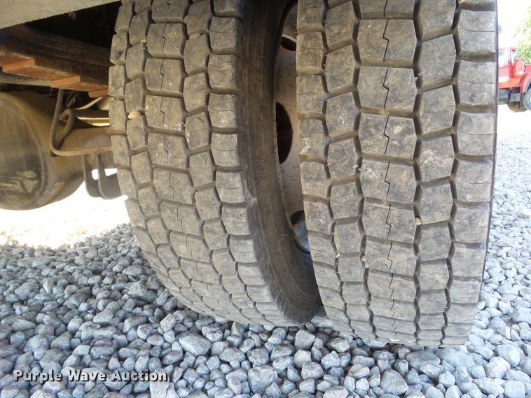 image for item DF0888 2013 International TerraStar  utility truck