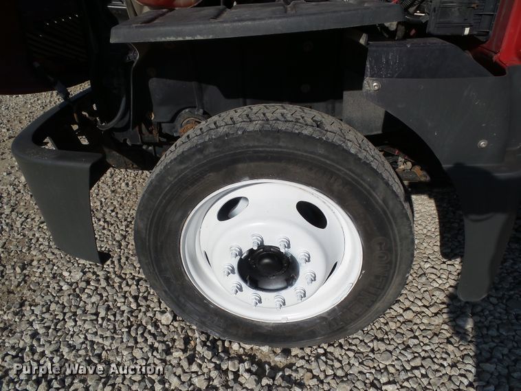 image for item DF0888 2013 International TerraStar  utility truck