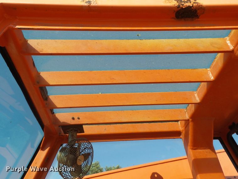 image for item DF0889 SkyTrak 8042  telehandler