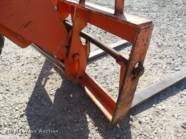 image for item DF0889 SkyTrak 8042  telehandler