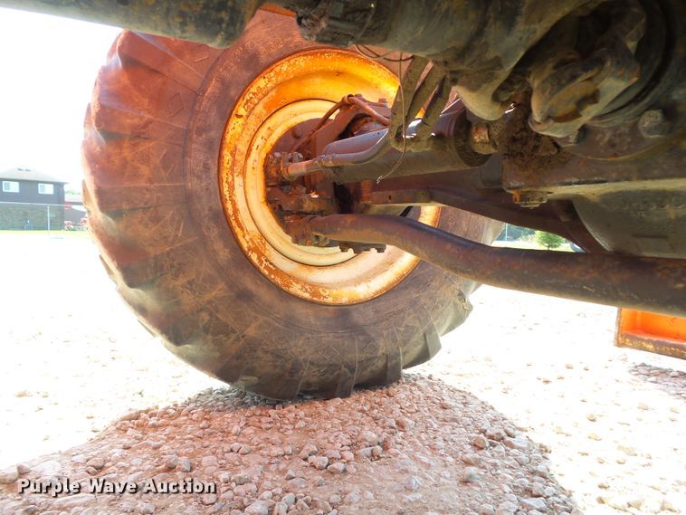 image for item DF0889 SkyTrak 8042  telehandler