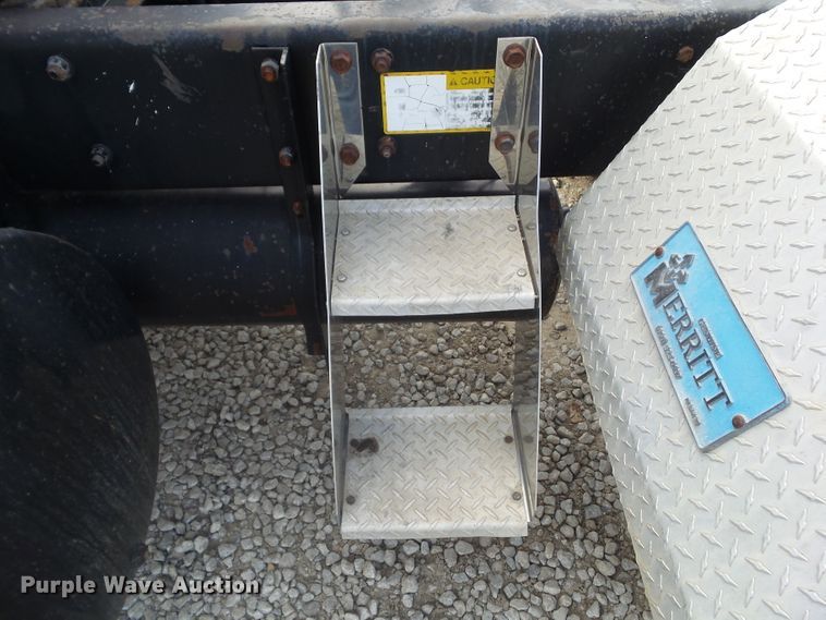 image for item DF0890 1992 Mack RD600  semi truck