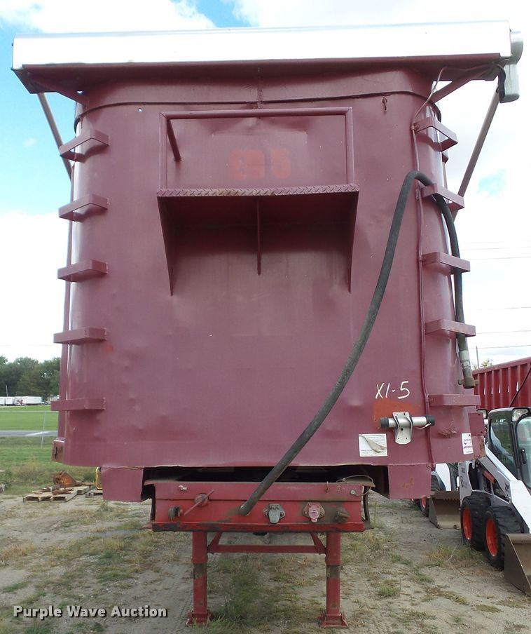 image for item DF0891 1977 Steco ST end dump trailer