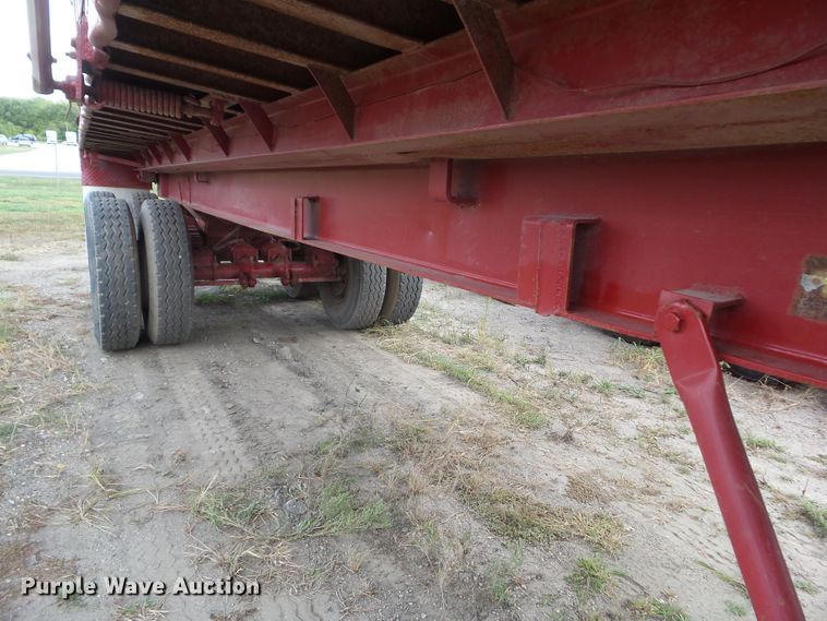 image for item DF0891 1977 Steco ST end dump trailer