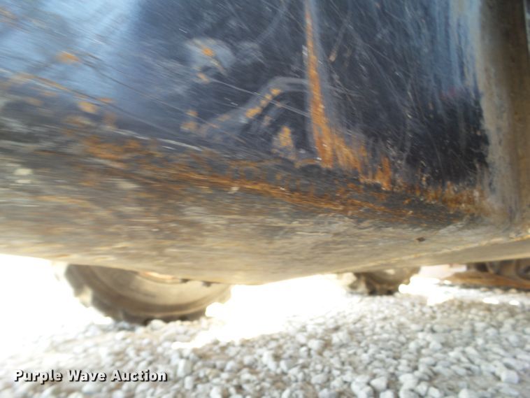 image for item DF0893 2013 Bobcat S590  skid steer loader