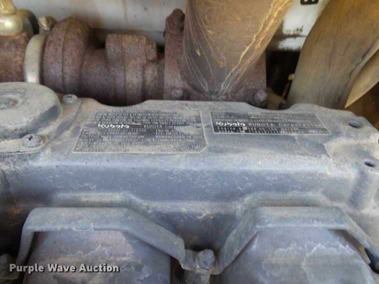 image for item DF0894 2013 Bobcat S590  skid steer loader