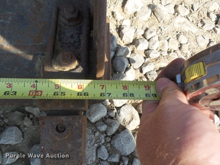 image for item DF0894 2013 Bobcat S590  skid steer loader