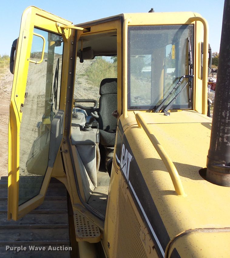 image for item DF0895 2006 Caterpillar D5N LGP  dozer