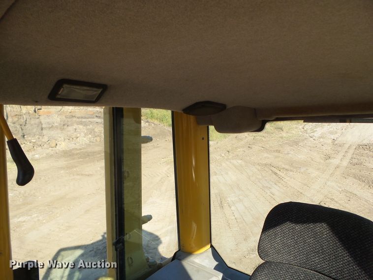 image for item DF0895 2006 Caterpillar D5N LGP  dozer