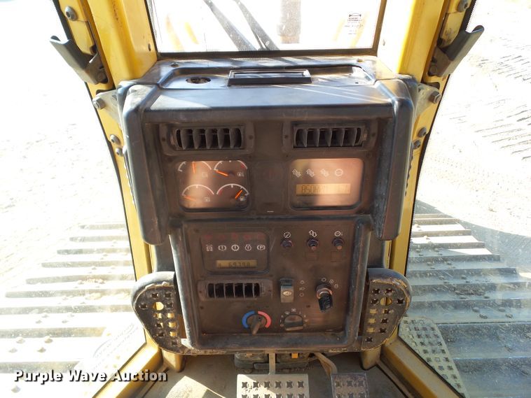 image for item DF0895 2006 Caterpillar D5N LGP  dozer