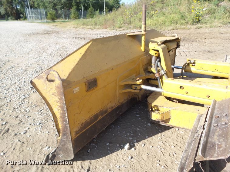 image for item DF0895 2006 Caterpillar D5N LGP  dozer