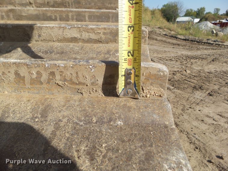 image for item DF0895 2006 Caterpillar D5N LGP  dozer