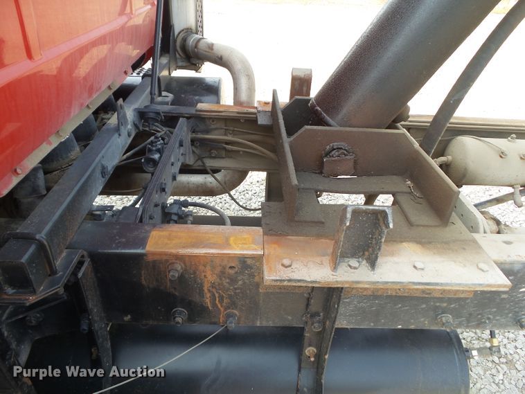 image for item DF0896 1988 Mack R690ST  dump truck