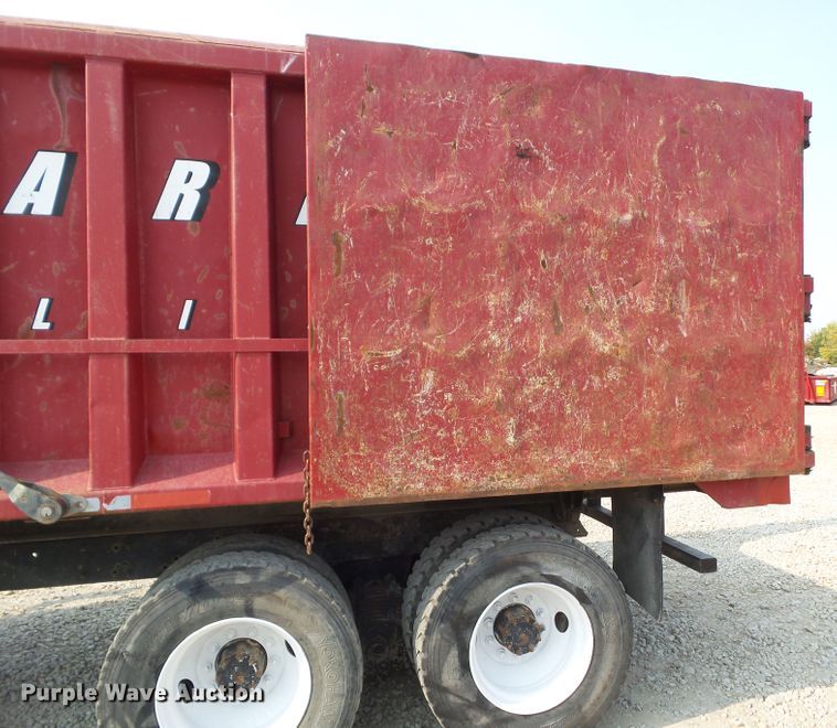 image for item DF0896 1988 Mack R690ST  dump truck