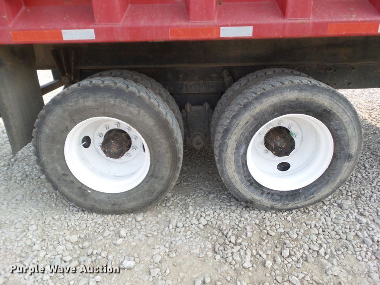 image for item DF0896 1988 Mack R690ST  dump truck