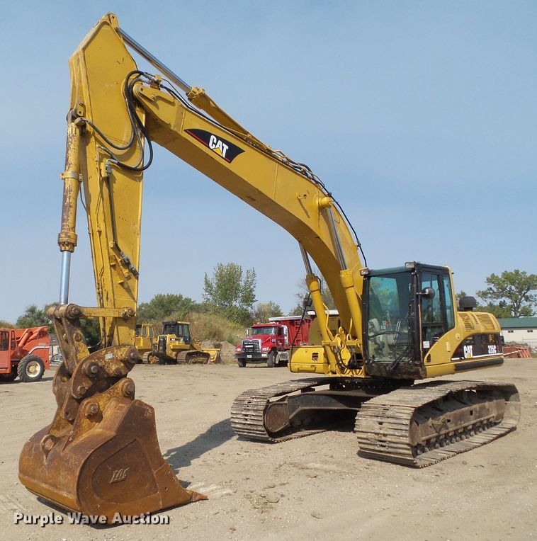 image for item DF0897 2005 Caterpillar 325CL  excavator