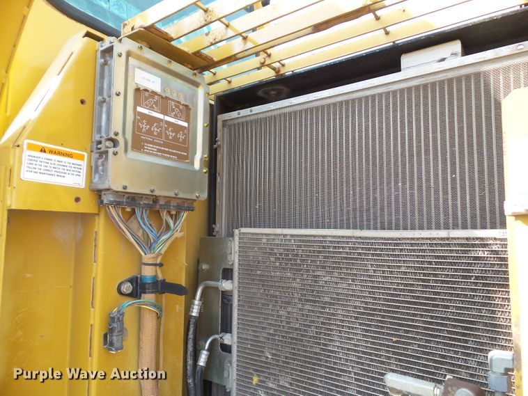 image for item DF0897 2005 Caterpillar 325CL  excavator