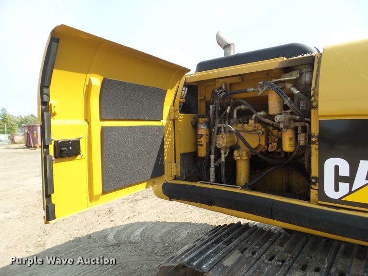 image for item DF0897 2005 Caterpillar 325CL  excavator