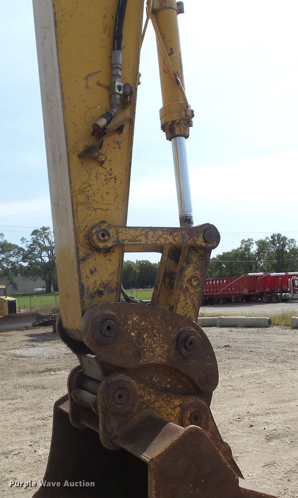 image for item DF0897 2005 Caterpillar 325CL  excavator