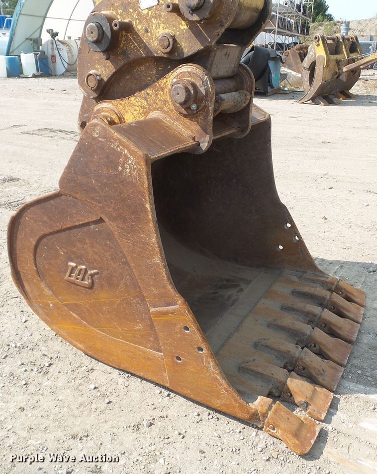 image for item DF0897 2005 Caterpillar 325CL  excavator