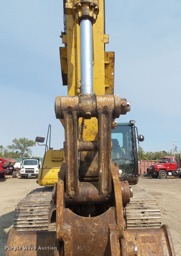 image for item DF0897 2005 Caterpillar 325CL  excavator