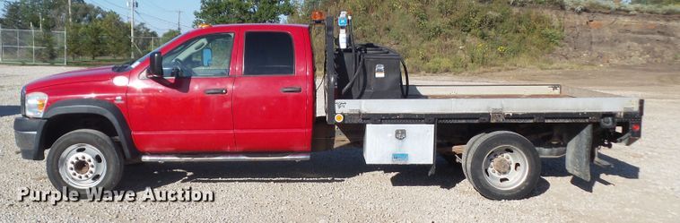 image for item DF0900 2008 Sterling 5500  flatbed truck