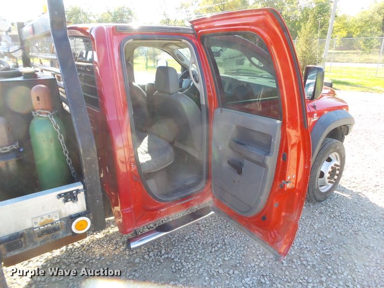 image for item DF0900 2008 Sterling 5500  flatbed truck