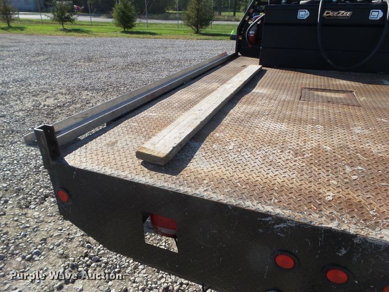 image for item DF0900 2008 Sterling 5500  flatbed truck