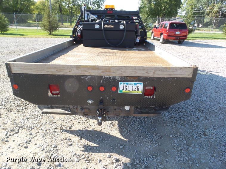image for item DF0900 2008 Sterling 5500  flatbed truck